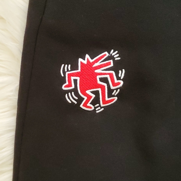 Keith Haring x H&M Black Red Logo Jogger Pants - Picture 2 of 3